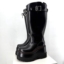 R13 Platform Boots