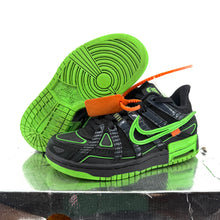 Off-White x Nike Dunk Low Sneaker